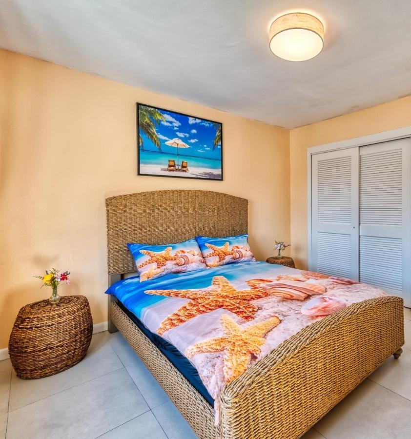 Lovely Near Beach, Downtown, 24h Security, Pool Apartamento Nassau