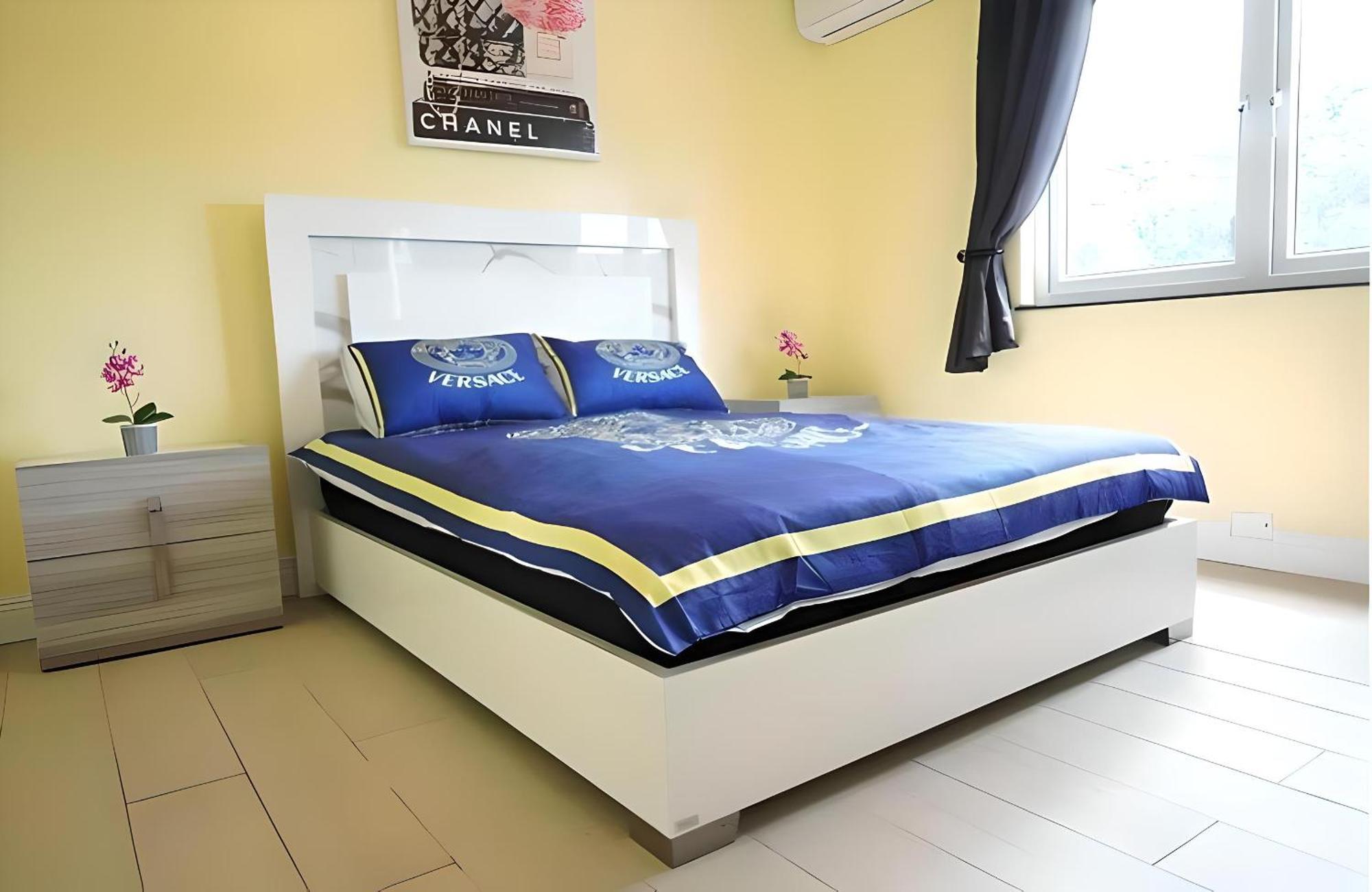 Lovely Near Beach, Downtown, 24h Security, Pool * Nassau