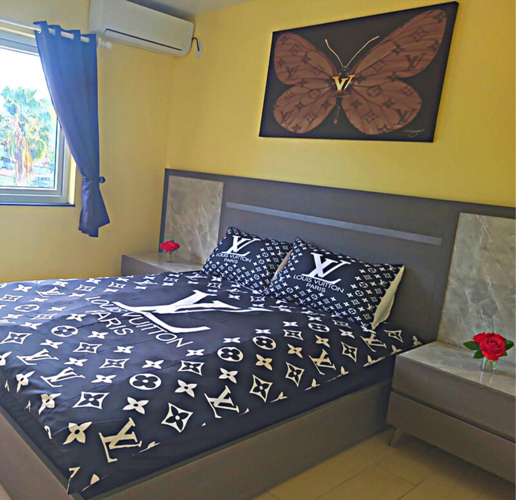 Lovely Near Beach, Downtown, 24h Security, Pool * Nassau